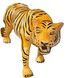 Large Tiger figurine 21 inchers long 10.5 inches high - Picture 1 of 7