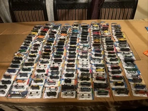 180 COUNT LOT OF HOT WHEELS(90% 2021) - Picture 1 of 7