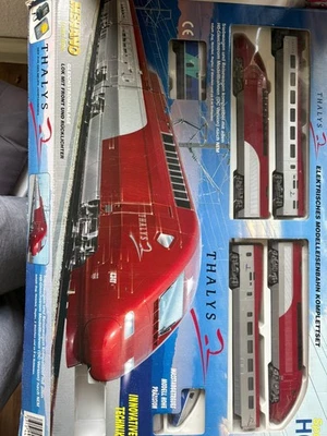 Top Zustand! Modellleisenbahn TGV und Thalys Funktionsfähig mit extra Schienen - Bild 1 von 3