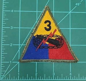 Segunda Guerra Mundial EE. UU. TERCERA DIVISIÓN BLINDADA TERCER HOMBRO PARCHE MANGA INSIGNIA PUNTA DE LANZA SSI - Imagen 1 de 2