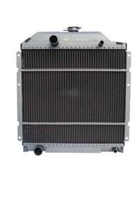 Radiador para Claas/Renault Ceres 325 335 355, Cergos 335 345 355, Ergos 90 100 110 - Imagen 1 de 1