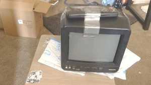 Phillips PRO930 9” CRT Gaming TV Vintage Television WITH REMOTE - Picture 1 of 2