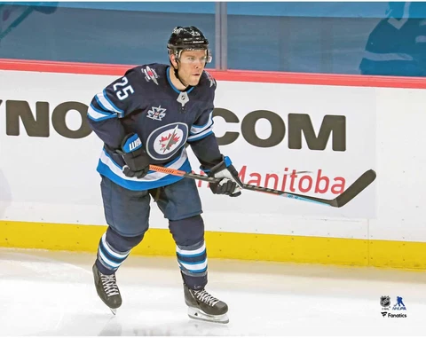 Paul Stastny Winnipeg Jets Unsigned Navy Jersey Skating vs Calgary Cover