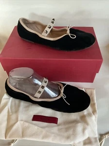Valentino Garavani Black Velvet Sz 40 Ballet Slippers Flats Studded Rock stud - Picture 1 of 11