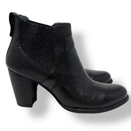 Stivaletti stivaletti donna UGG Cobie II in pelle nera US 6 5