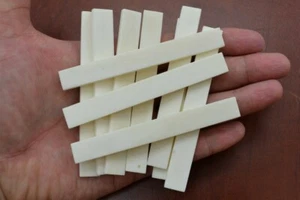 5 STCK. GITARRE BÜFFELKNOCHEN SATTELROHLINGE 5" x 1/2" x 3 mm #T-649 - Bild 1 von 3