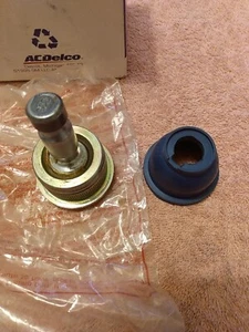 Gm 89050151 Ball Joint - Picture 1 of 8