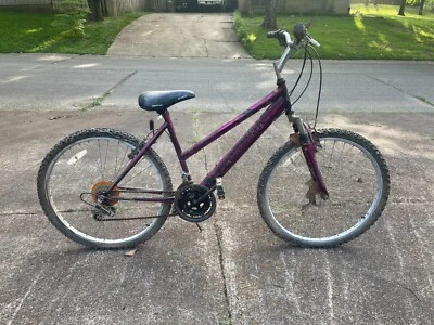 Bicicleta Roadmaster MTN Sport SX 26" para mujer Foto 1 de 4