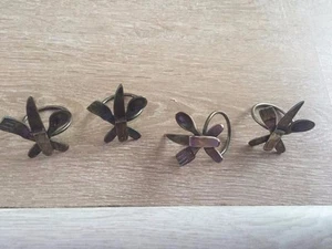 metal napkin rings cutlery deign set of 4 eye-catching - Picture 1 of 4