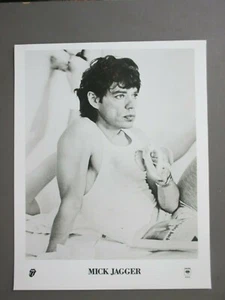 Rolling Stones black & white 8 X 10 promo photo ORIGINAL Mick eating banana! - Picture 1 of 1