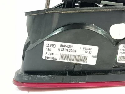 8V3945094 piloto trasero derecho interior para AUDI A3 (8V) AMBIENTE 2012 286061 - Imagen 1 de 4