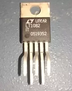 Linear Tech. LT1082IT Switching Regulator IC/NOS/TO-220-5 Pkg - Picture 1 of 4