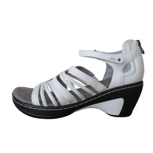 JBU By Jambu White Rosaline Wedge Strappy Dress Sandals 9.5 Memory Foam Padded - Picture 1 of 9