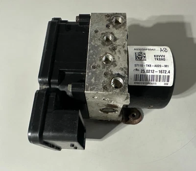 2011-2013 年本田 Odyssey ABS 防锁制动泵模块 57110-TK8-A020-M1 原始设备制造商 — 第 1/4 张图片