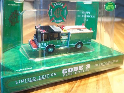Code 3 CFD 1:64 Chicago Luverne Pumper Engine Co. 28 -St. Patricks Day- - Bild 1 von 4