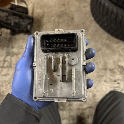 2017 Chevrolet Camaro Automatic 8 Speed Transmission Control Module TCM TCU OEM - Image 1 of 4