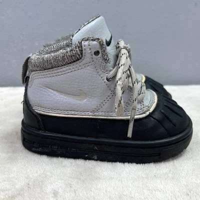 Nike Woodside TD Bota Zapatos 5C Niño Pequeño Mate Plata Gris Con Cordones 415080-004 Foto 1 de 4