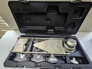 Profi De Buyer La Mandoline V Schneider Set mit Klingen & Koffer Französisch Made - Bild 1 von 13