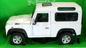 Welly NEX 1/24 Scale 22498W - Land Rover Defender - White - Picture 1 of 3