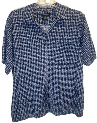 Kenneth Cole New York Men’s Blue Short Sleeve V Neck Pocket Nylon Shirt Sz XL - Image 1 of 4