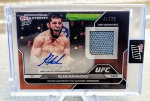 Tappetino usato 2025 Topps NOW Islam Makhachev evento reliquia AUTO arancione parallelo 1/25 - Foto 1 di 2