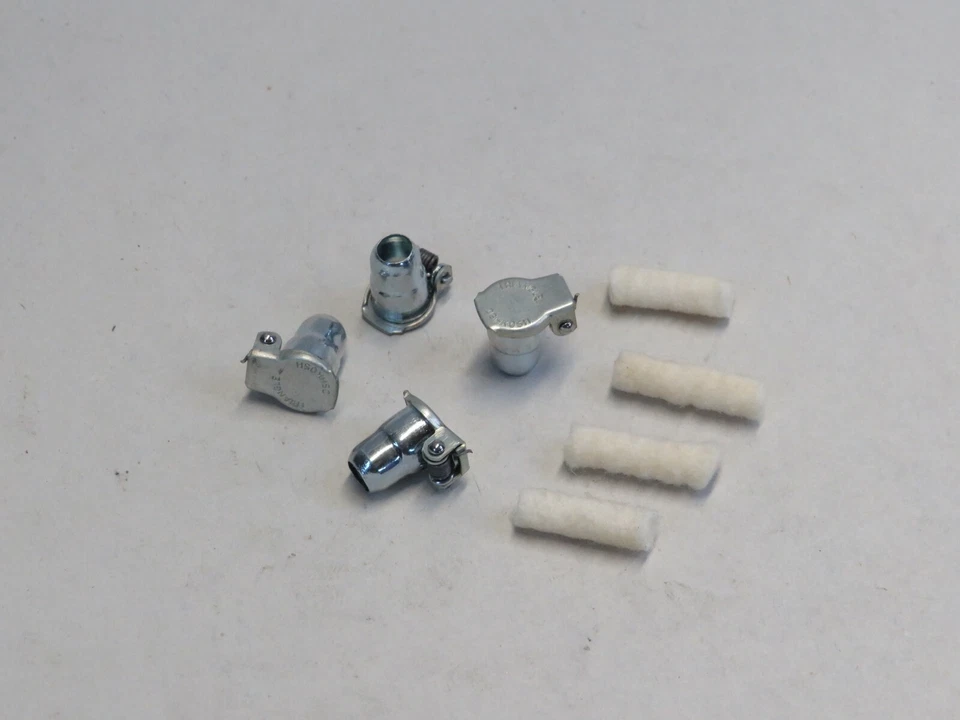 Set of 4 1/4"  Flip Top Oilers with felt Gas Engine Motor  Oil Grease Magneto - Image 1 of 1