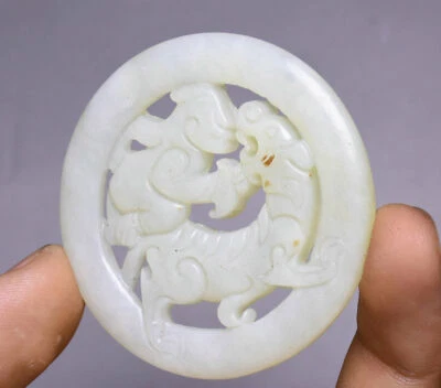 2.3"" Culto Chino Hongshan Blanco Jade Persona Montando Dragón Loong Yubi Foto 1 de 4