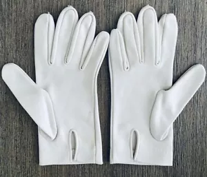 Vintage Womens Nylon Wrist Length Gloves Evening Golves Unknown Size Ivory - Picture 1 of 7