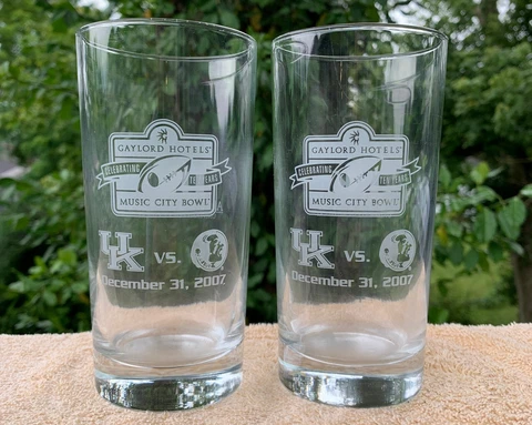 Two 2007 Music City Bowl Kentucky vs Florida State Glasses Wildcats Seminoles Cover