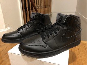 aj1 all black