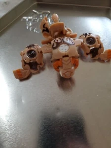 Usado en excelente condición Bakugan Sabator Subterra Tan Grundalian Invaders 760 g - Imagen 1 de 12