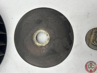 1965-1969 Porsche 912 61610633700 Generator Cover Plate Foto 1 de 2