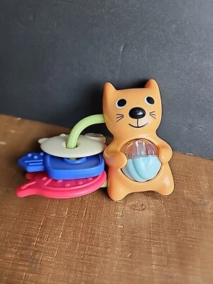 Skip Hop Vibrante Pueblo Sonajero y Mordedor Llaves Gatito Gato Bebé Juguete Foto 1 de 4