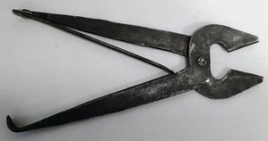 Vintage Antique Primitive Tool Nippers - Picture 1 of 8