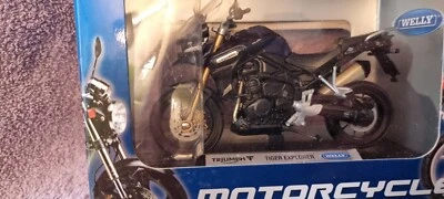 WELLY DIE CAST 1/18 SCALE MOTORCYCLE NEW BOXED TRIUMPH TIGER EXPLORER - Image 1 of 2