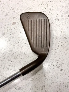 Ping isi Beryllium Copper Left Handed 3 Iron Blue Dot JZ Stiff Shaft Barely Used - Picture 1 of 21