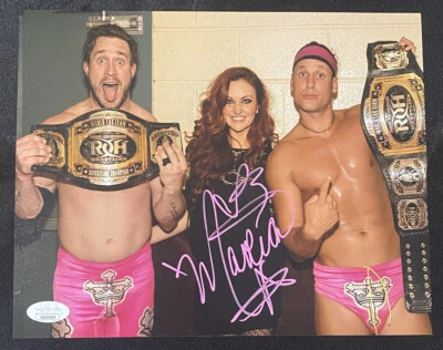 Foto firmada automáticamente por Maria Kanellis WWE Diva Impact Wrestling Playboy 8x10 certificado de autenticidad JSA Foto 1 de 4