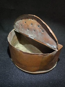 Vintage Solid Copper (SAPOL) Live Worm Bait Fishing Box With Belt Clip @50 - Picture 1 of 11
