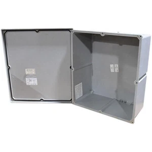 LR89590 Allied Moulded Prod. Fiberglass Polyster NEMA 3R Enclosure-SA - Picture 1 of 3
