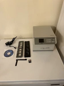 SVP PS9890 Digital 3 in 1 Photo Film Slide Scanner 14 Megapixels - Picture 1 of 7