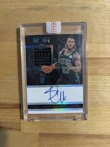 Tarjeta automática de camiseta de novato de la NBA Panini Noir 2017/18 SEMI OJELEYE 1/5 327 - Imagen 1 de 2