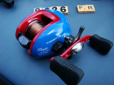 Carrete de pesca baitcast V8326 FR ARDENT C400 KANSAS JAYHAWKS HECHO EN EE. UU. Foto 1 de 4