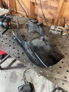 84 85 86 HONDA MAGNA VF700C VF 700 BLACK REAR FENDER GUARD - Picture 1 of 8