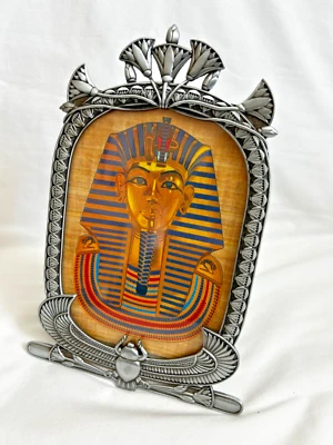 Marco de metal egipcio King Tut Lotus escarabajo alado plateado 9,5"X 6" #22 Foto 1 de 3