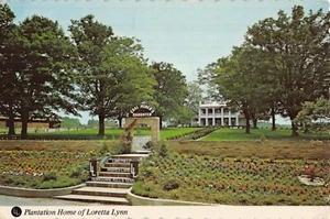 Postkarte TN: Plantage Home of Loretta Lynn, Hurricane Mills, Tennessee 1981 - Bild 1 von 2