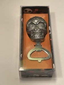 Skull Bottle Opener ~New In Package~ 3 1/2 Inches Unbranded - Picture 1 of 7