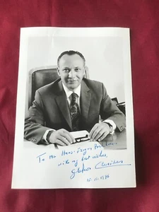 Autógrafo GLAFCOS CLÉRIDES (†2013) - 4o Presidente de Chipre - Oficina firmada a mano. tarjeta  - Imagen 1 de 3