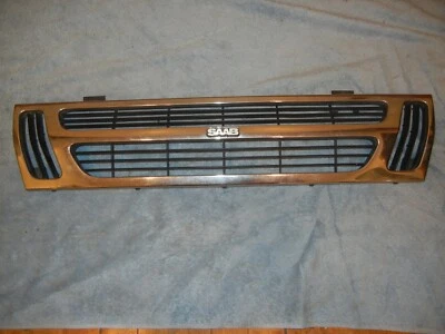 86 - 90 SAAB 9000 Grille - Image 1 of 4
