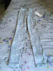 Neu mit Etikett Lululemon Leggings Größe 0 Salbei MRSP $ 128,00 - Bild 1 von 7