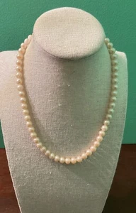 Collana di perle finte. Giappone. Pesante - Foto 1 di 4